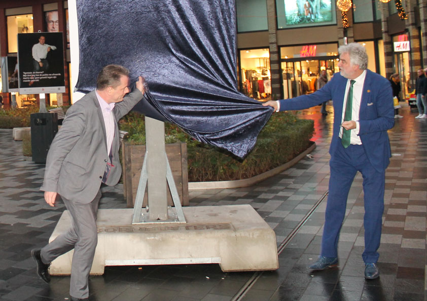 Foto-expositie #ZIE geopend op Cityplaza